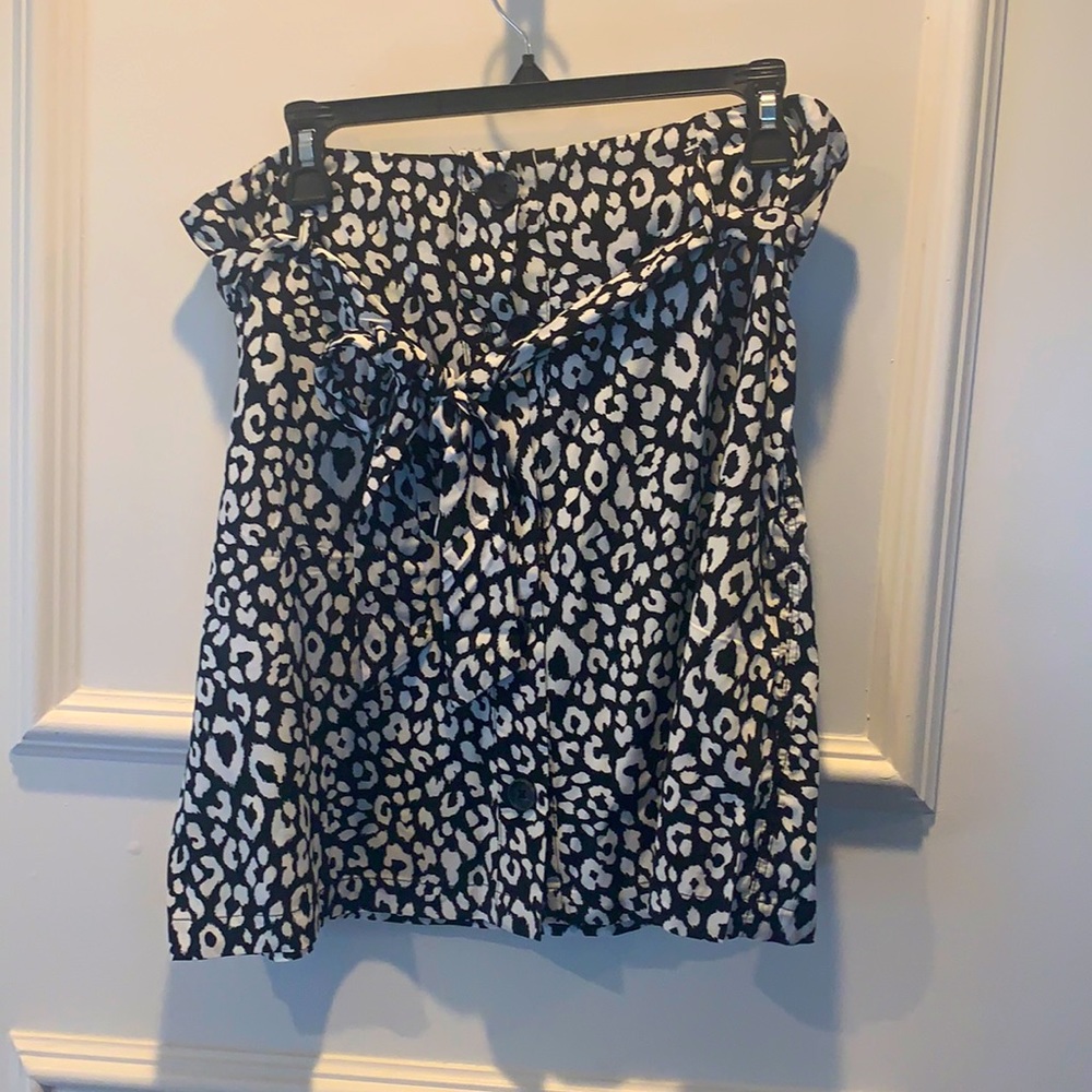 Leopard print skirt